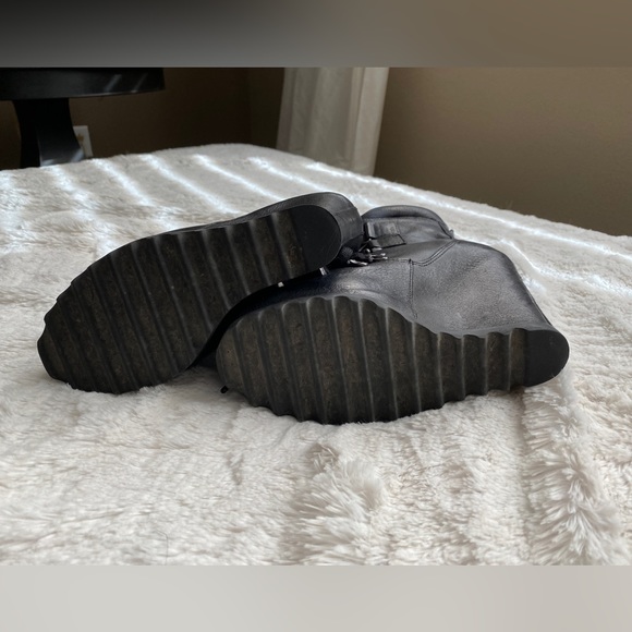 Black Luxury Rebel Wedge Booties - Picture 9 of 15